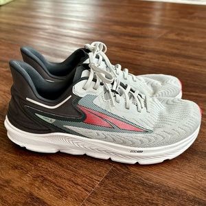 Altra Torin 6 (men’s size 9)